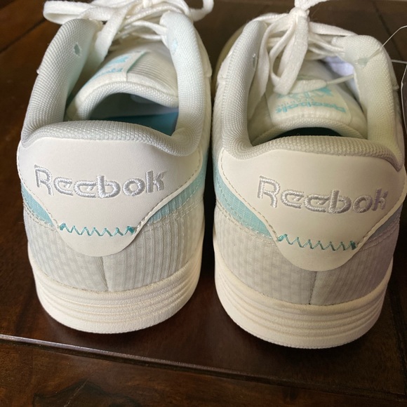 REEBOK SZ 10 Classic Club Teal Athletic Sneaker … - Picture 3 of 7